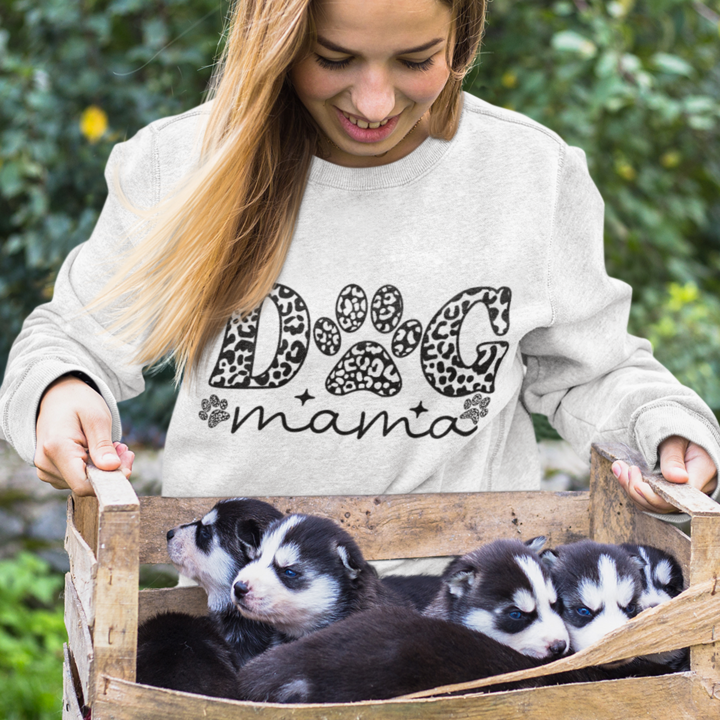 Dog Mama Crewneck Sweatshirt - Cozy Gift for Pet Lovers, Dog Mom Sweatshirt, Animal Lover Apparel, Cute Dog Parent Gift, Paw Print