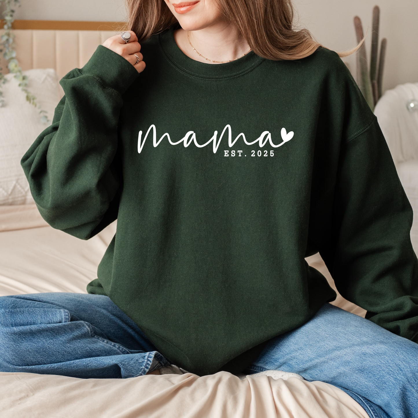 Mama Sweatshirt, Gift for New Moms, Personalized Crewneck, Mother's Day Gift, Cozy Fashion, Mama Established 2025