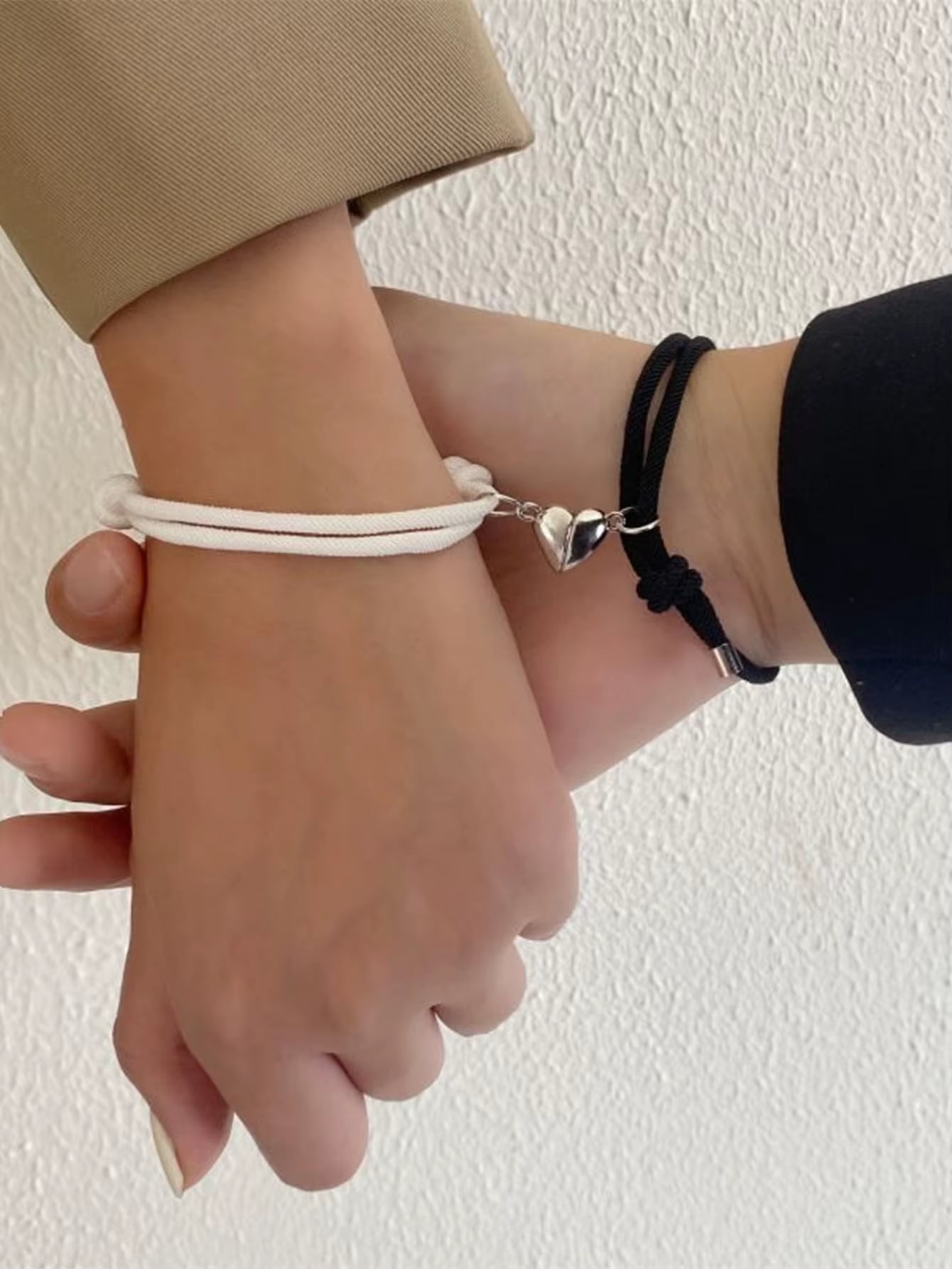 Show Your Bond in Style! 💫 Black & White Hand Rope Magnetic Couple Bracelets – Perfect for Friends, Brothers, or Travel – Elegant Silver Design!